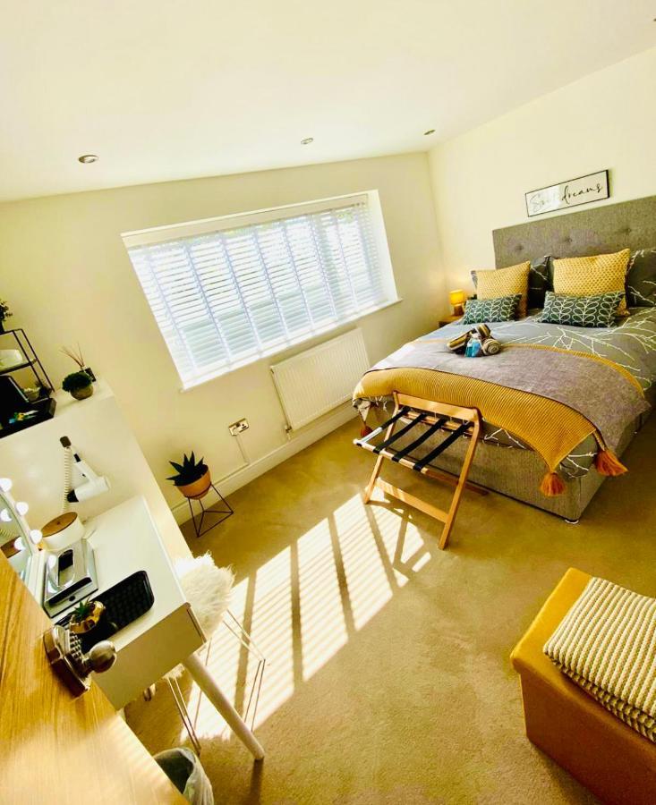 The Duplex Margate With Deck & Living Space Air Conditioning المظهر الخارجي الصورة