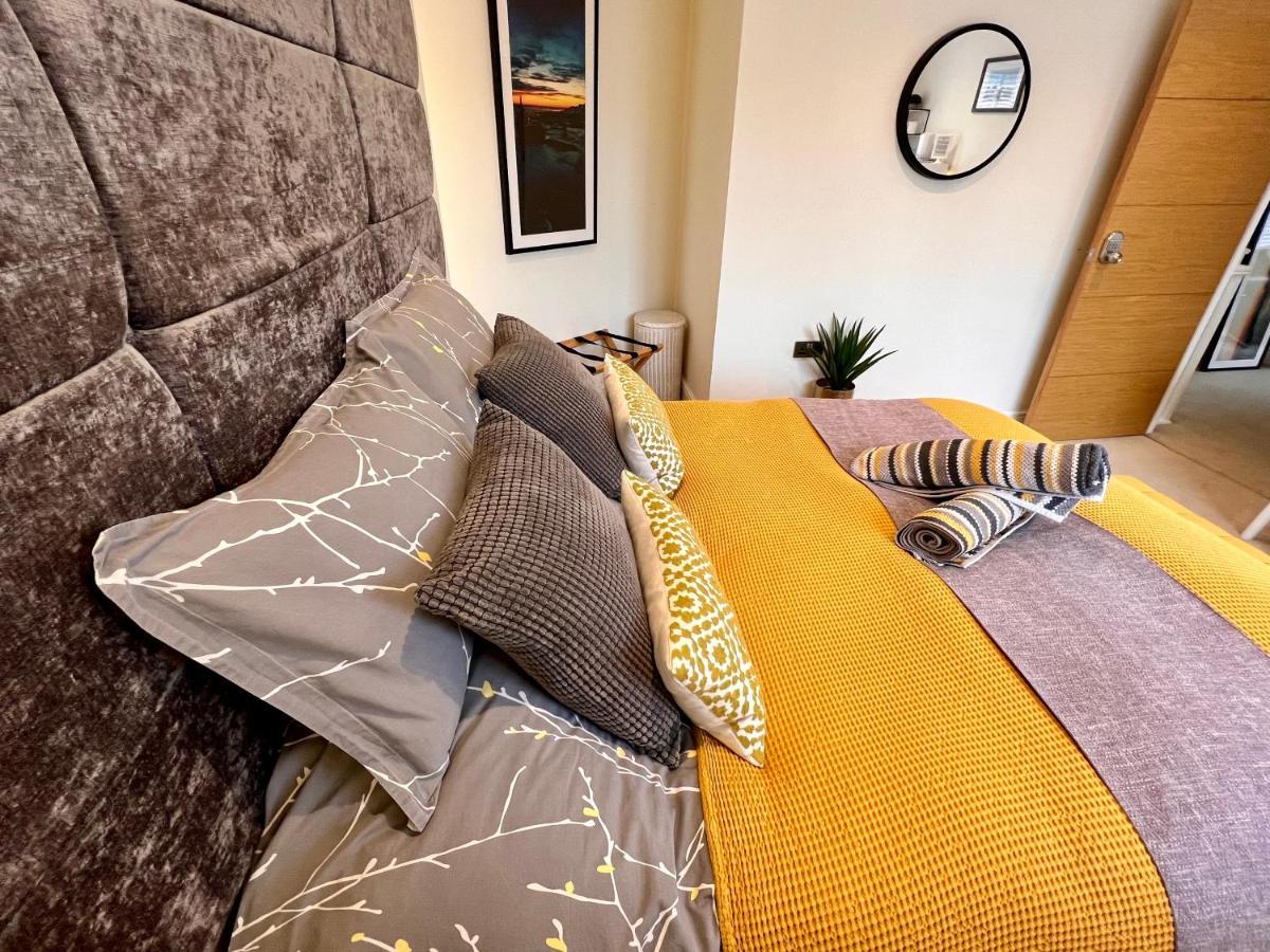 The Duplex Margate With Deck & Living Space Air Conditioning المظهر الخارجي الصورة