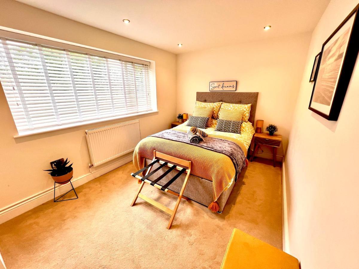 The Duplex Margate With Deck & Living Space Air Conditioning المظهر الخارجي الصورة